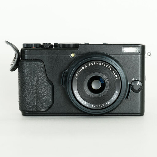 FUJIFILM X70 ブラック