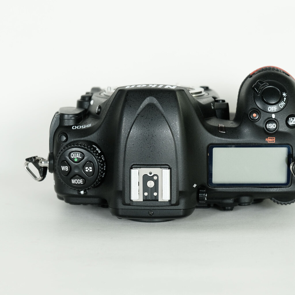 Nikon D500の出品 | ONE SCENE（ワンシーン）