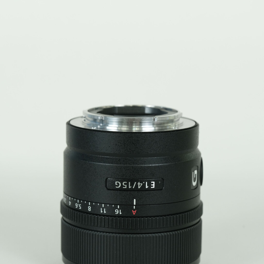 SONY E 15mm F1.4 G SEL15F14Gの出品 | ONE SCENE（ワンシーン）