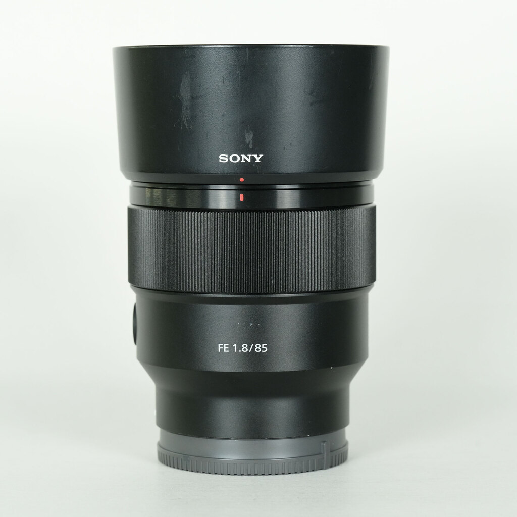 SONY FE 85mm F1.8 SEL85F18の出品 | ONE SCENE（ワンシーン）