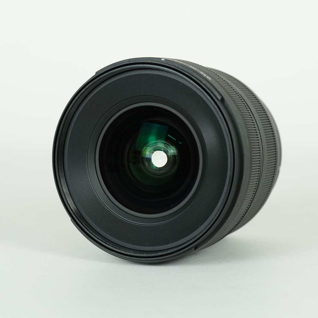 TOKINA atx-m 11-18mm F2.8E(ソニーE用/APS-C専用) TOKINA atx-m 11-18mm F2.8E(ソニーE用/APS-C専用)
