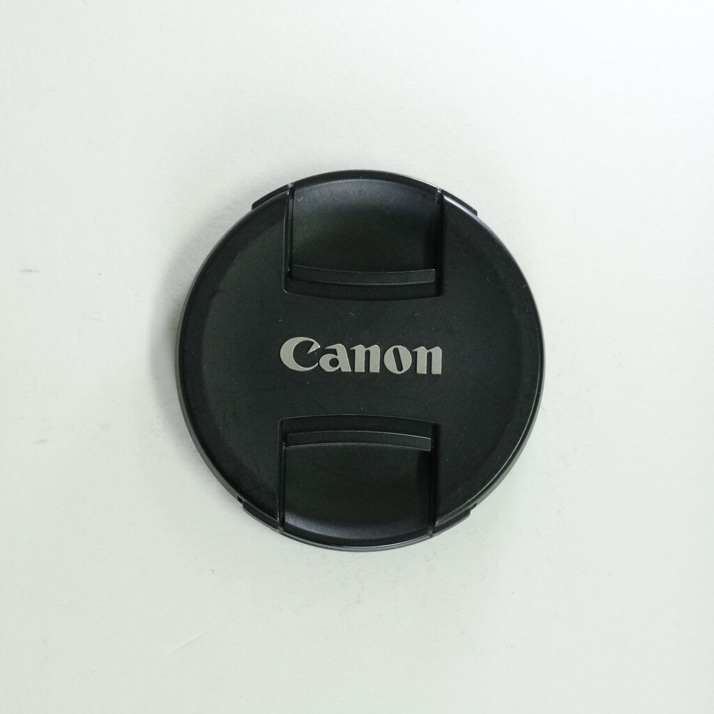 Canon EF100mm F2.8Lマクロ IS USM