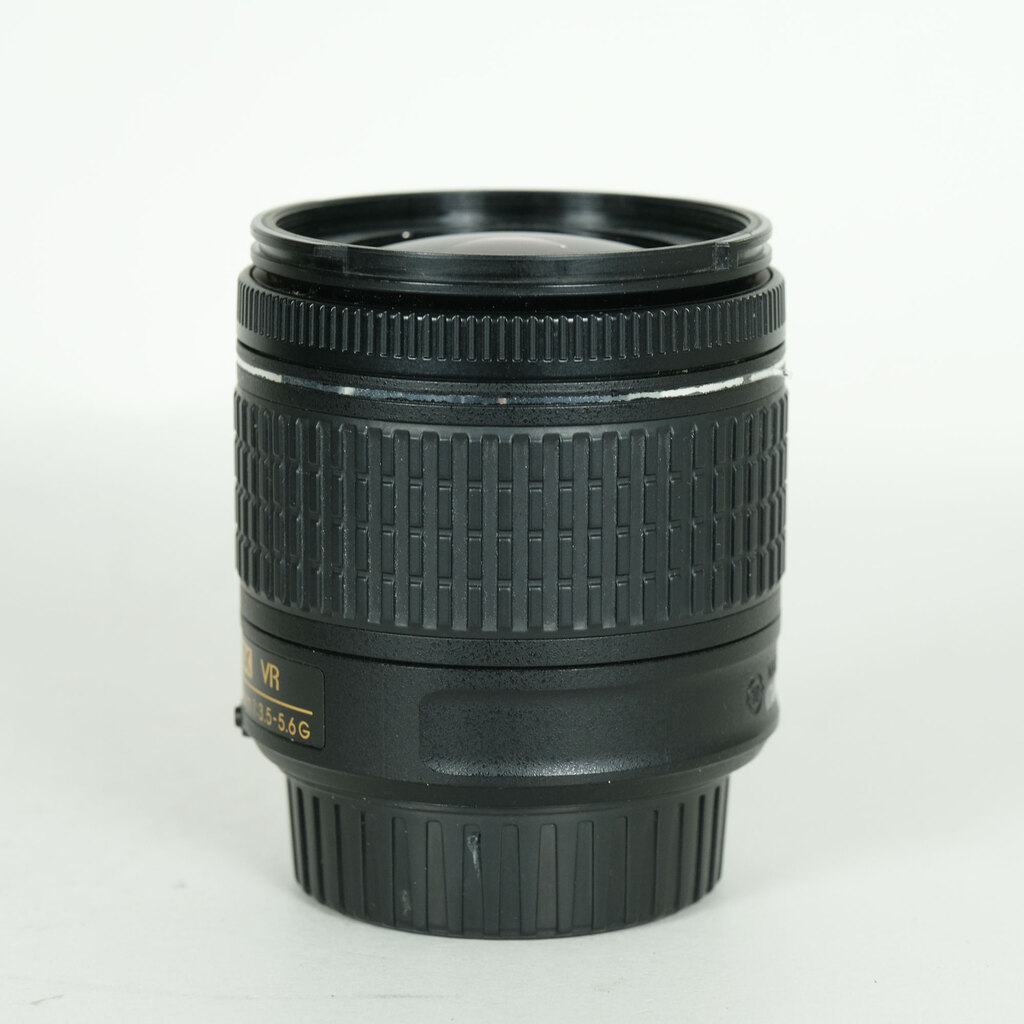 Nikon AF-P DX NIKKOR 18-55mm F3.5-5.6G VR