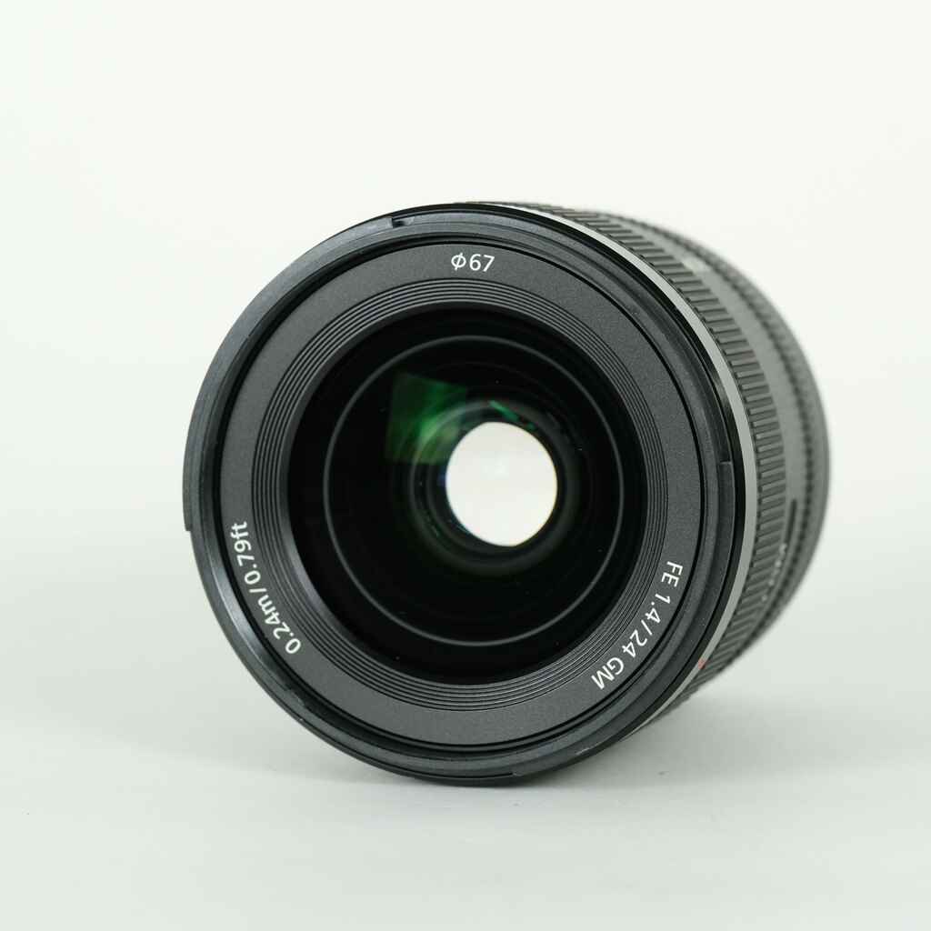 SONY FE 24mm F1.4 GM SEL24F14GMの出品 | ONE SCENE（ワンシーン）
