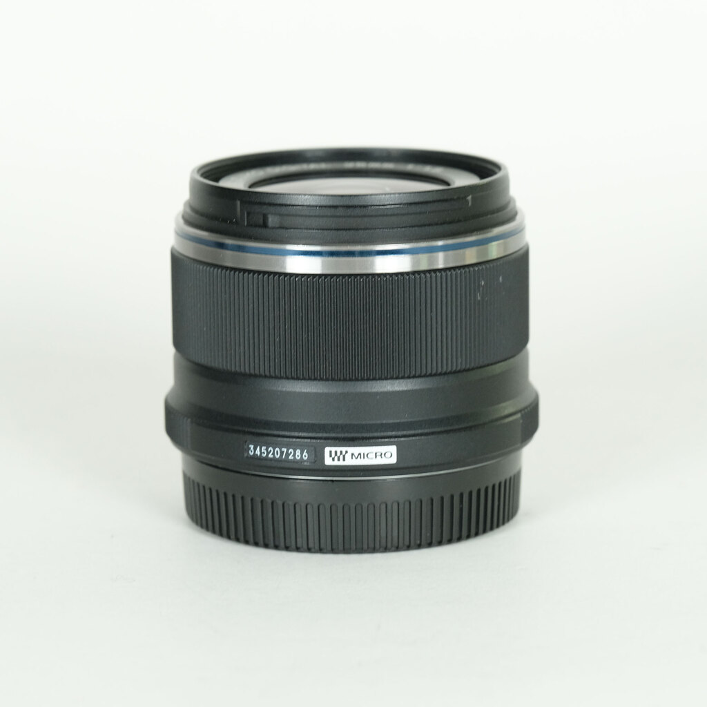 OLYMPUS M.ZUIKO DIGITAL 25mm F1.8 OLYMPUS M.ZUIKO DIGITAL 25mm F1.8