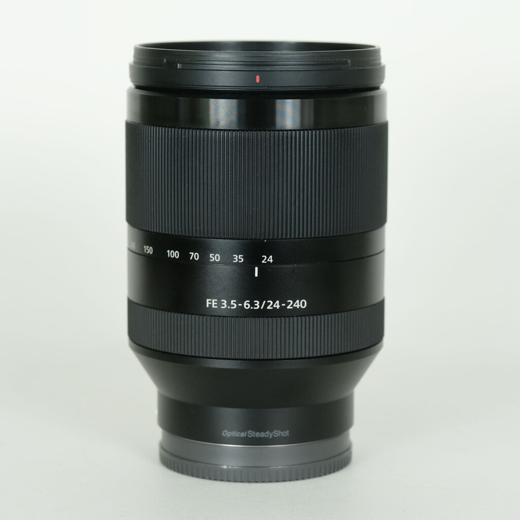 SONY FE 24-240mm F3.5-6.3 OSS SEL24240