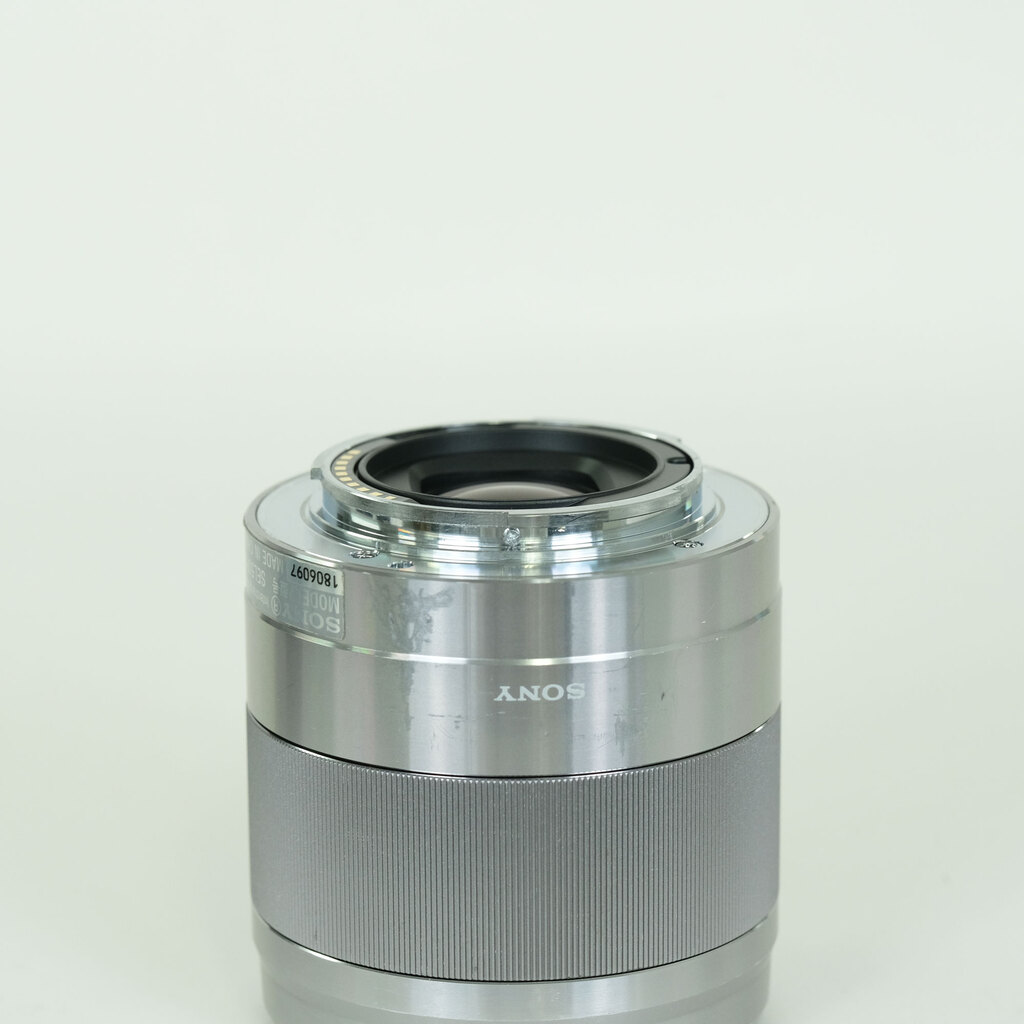 SONY E 50mm F1.8 OSS SEL50F18の出品 | ONE SCENE（ワンシーン）