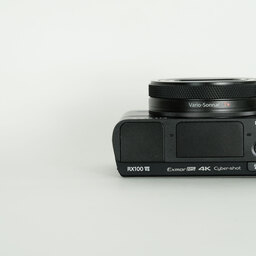 SONY Cyber-shot DSC-RX100M7G シューティンググリップキット