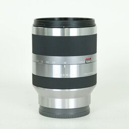 SONY E18-200mm F3.5-6.3 OSS SEL18200