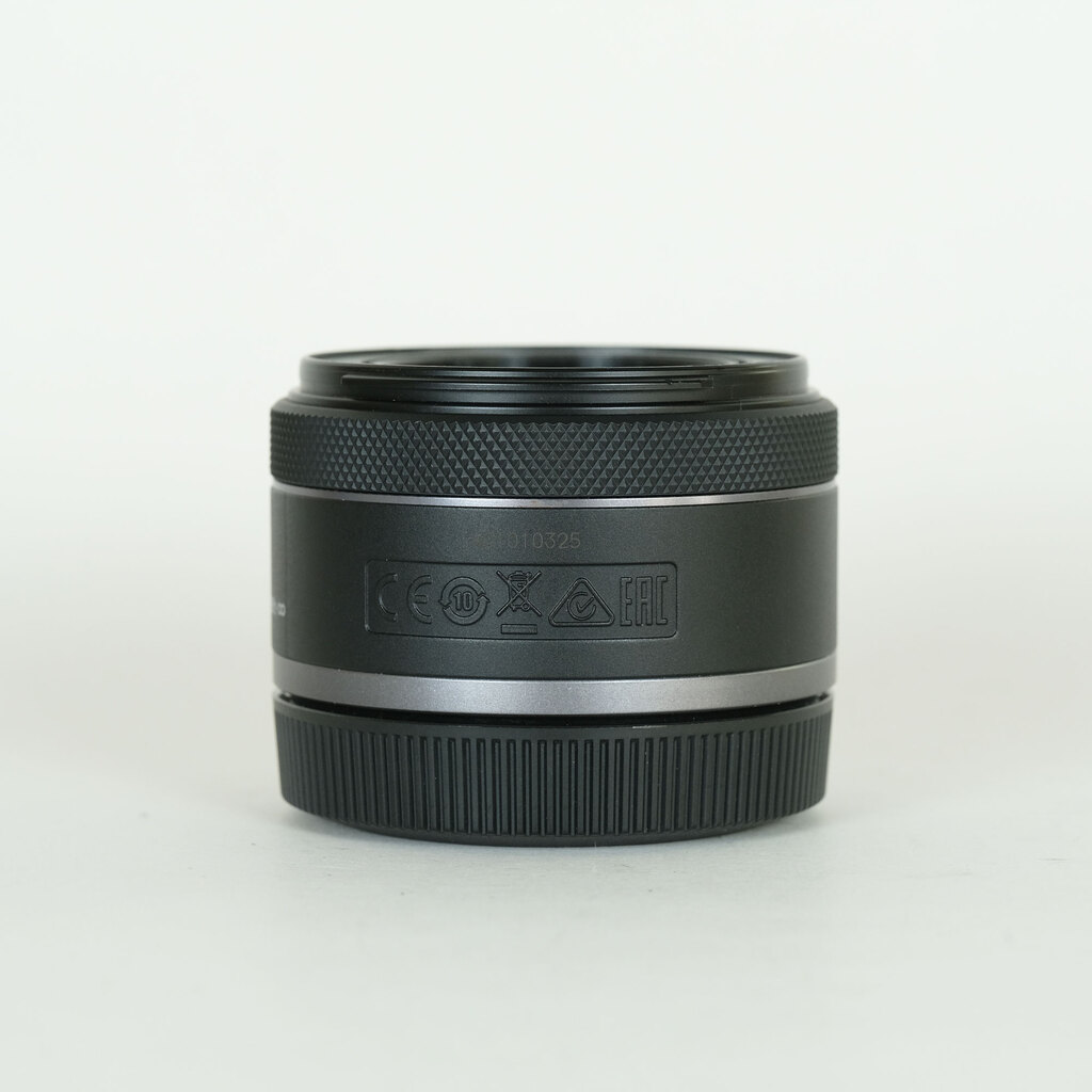 Canon RF50mm F1.8 STM