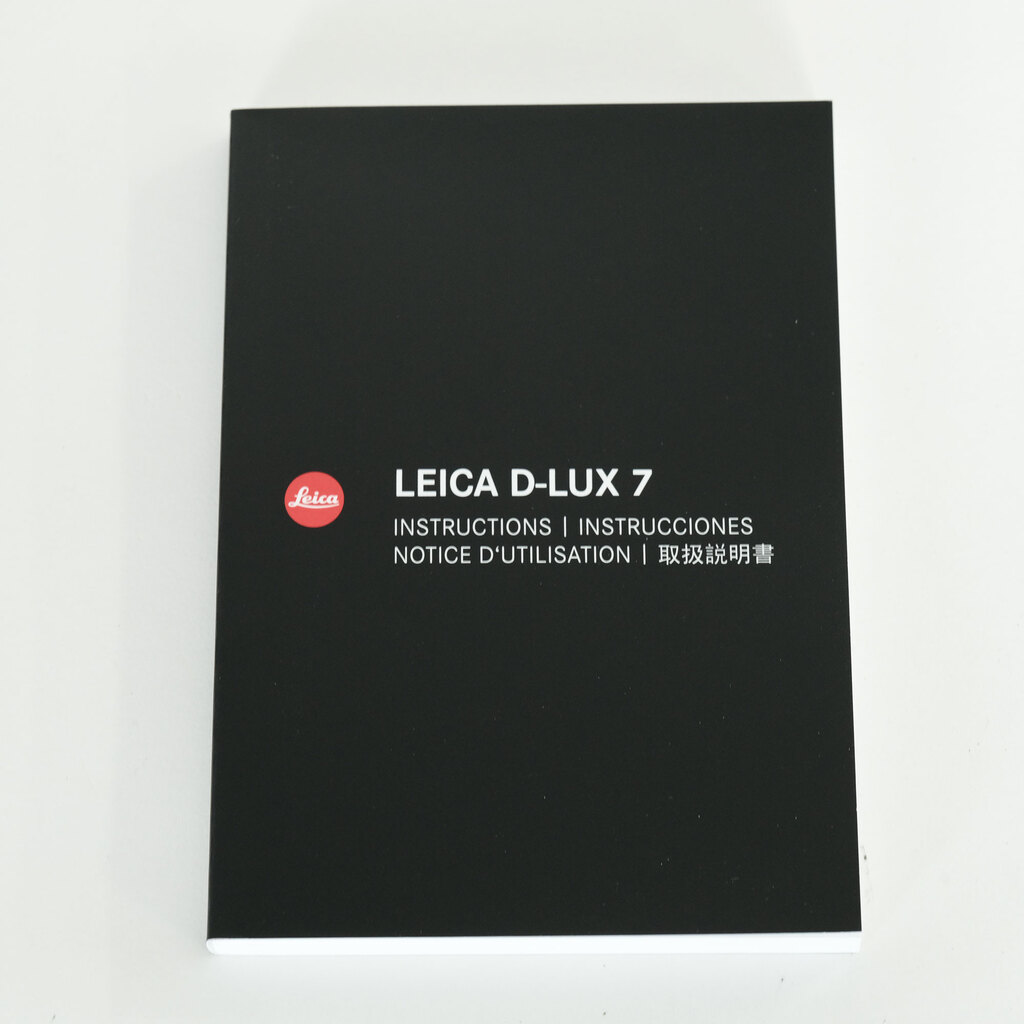 LEICA D-LUX7 シルバー