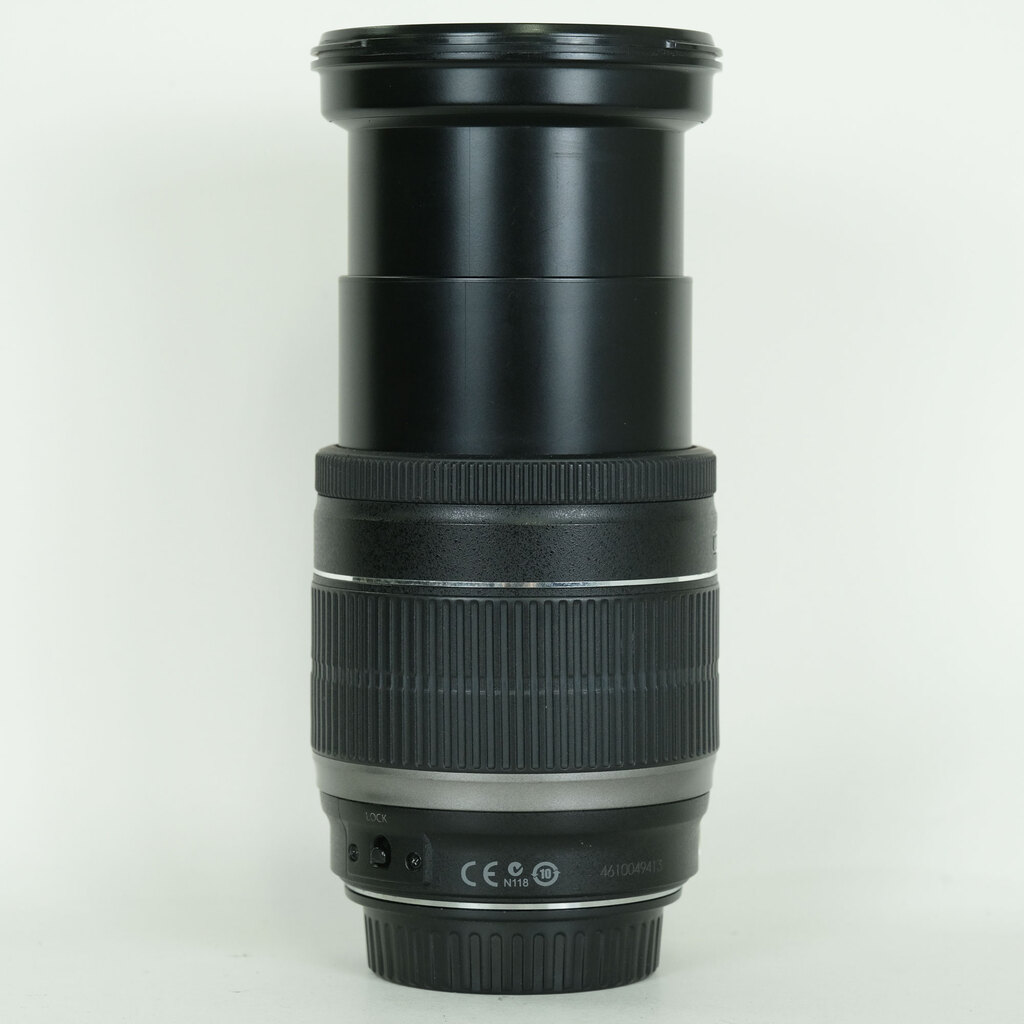 Canon EF-S18-200mm F3.5-5.6 IS