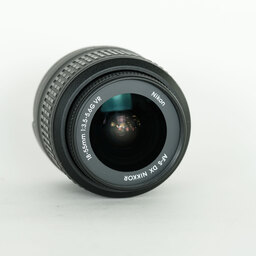 Nikon AF-S DX NIKKOR 18-55mm F3.5-5.6 G VR