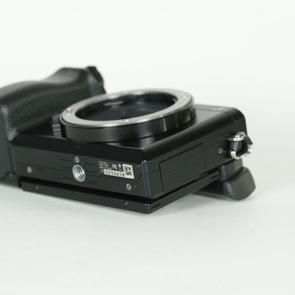 SONY α6000(ILCE-6000) SONY α6000(ILCE-6000)