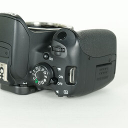 Canon EOS Kiss X7i Canon EOS Kiss X7i