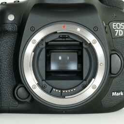 Canon EOS 7D Mark II