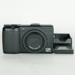 RICOH GR DIGITAL III