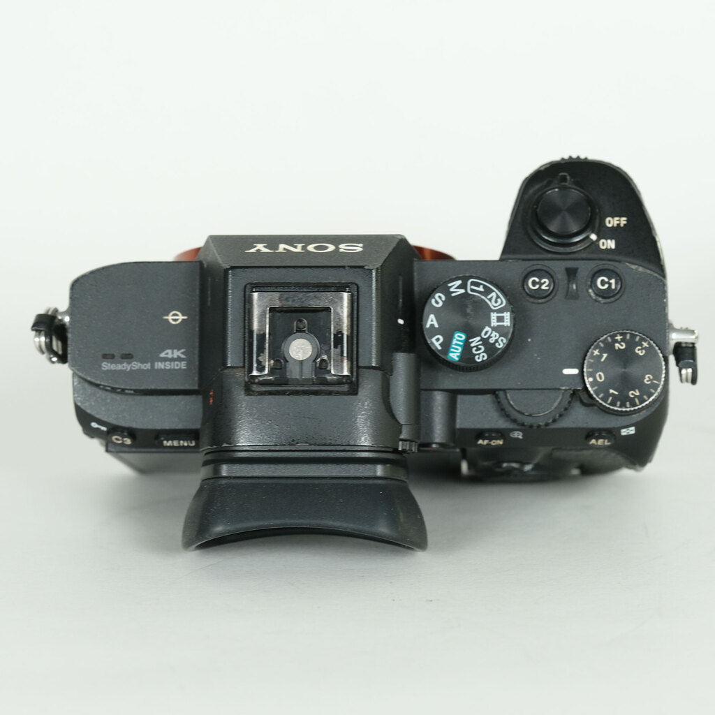 SONY α7 III(ILCE-7M3) SONY α7 III(ILCE-7M3)