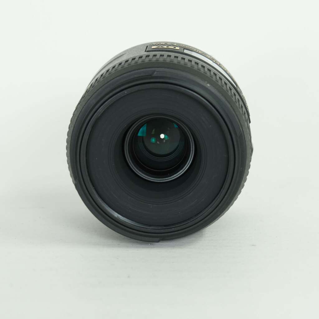 Nikon AF-S DX Micro NIKKOR 40mm f/2.8G