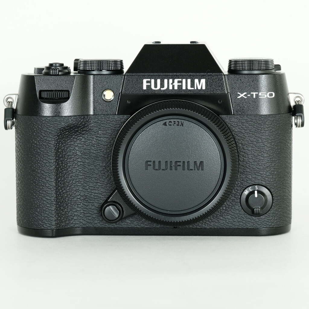 FUJIFILM X-T50