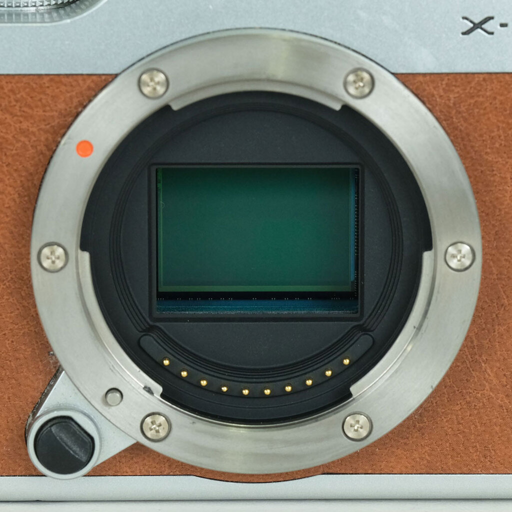 FUJIFILM X-M1 ボディ ブラウン FUJIFILM X-M1 ボディ ブラウン