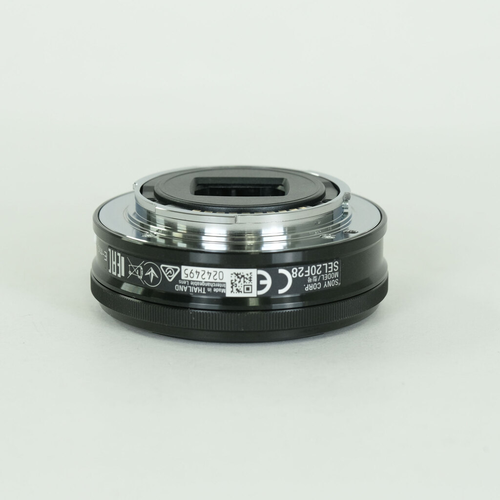 SONY E 20mm F2.8 SEL20F28
