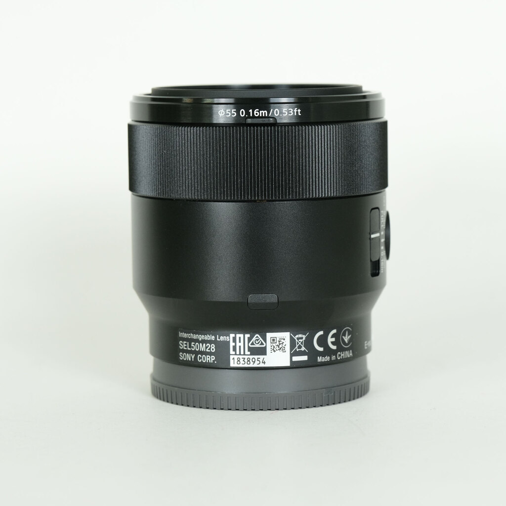 SONY FE 50mm F2.8 Macro SEL50M28