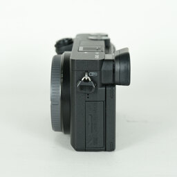SONY α6400(ILCE-6400) SONY α6400(ILCE-6400)