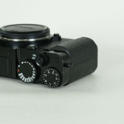 FUJIFILM X-E5