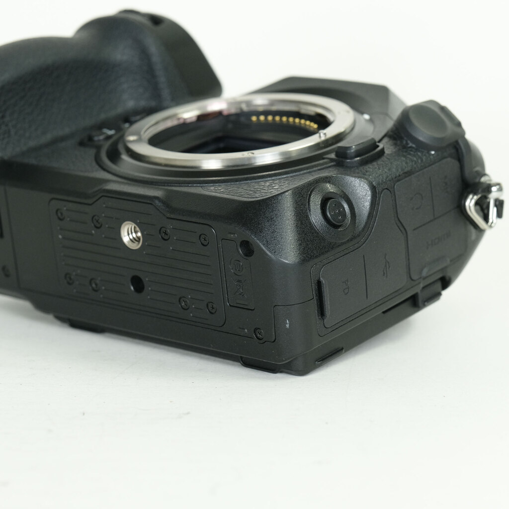Nikon Z8