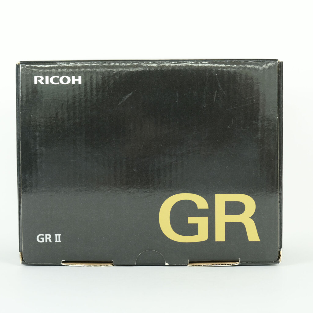 RICOH GR IIの出品 | ONE SCENE（ワンシーン）