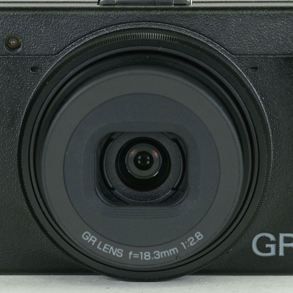RICOH GR III