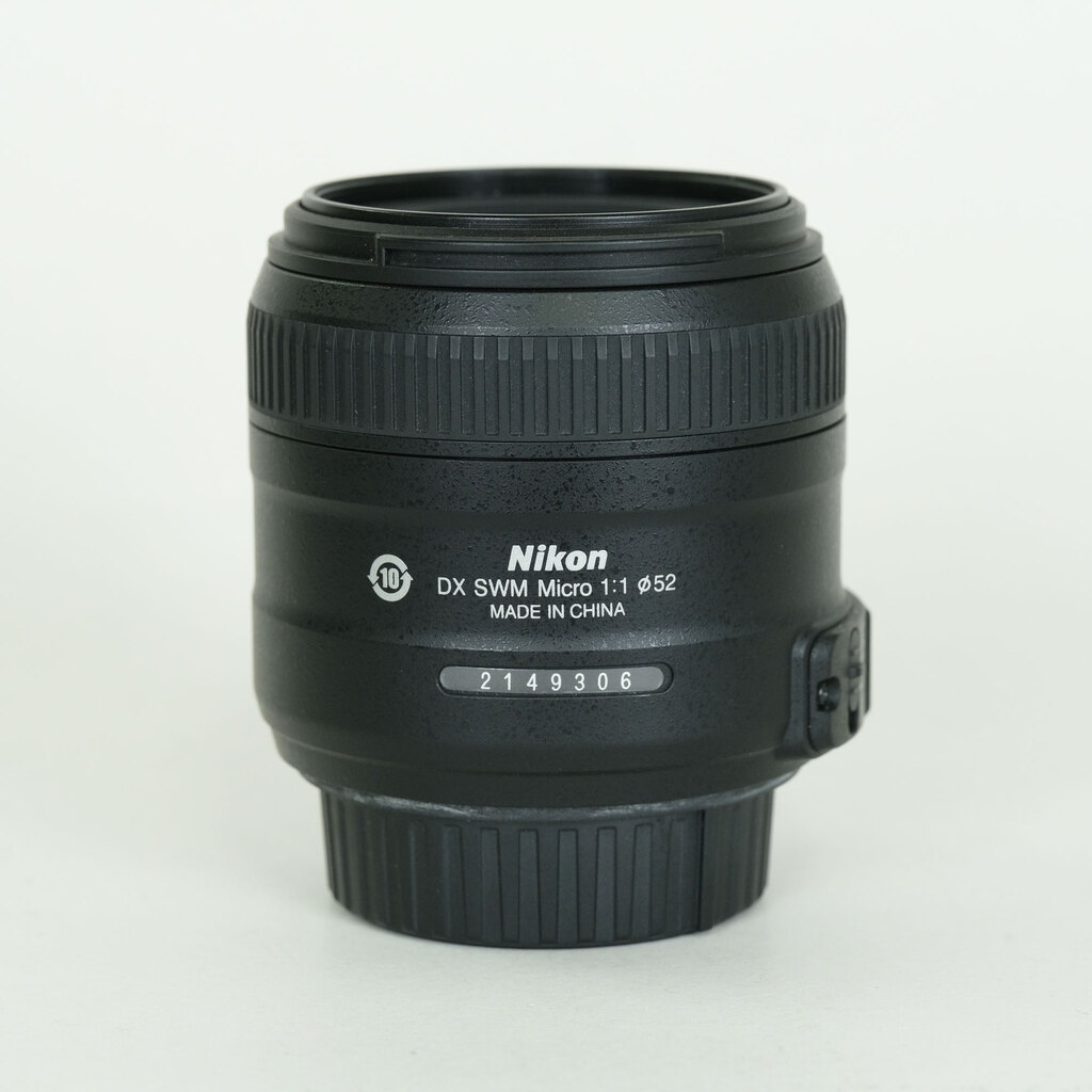 Nikon AF-S DX Micro NIKKOR 40mm f/2.8G