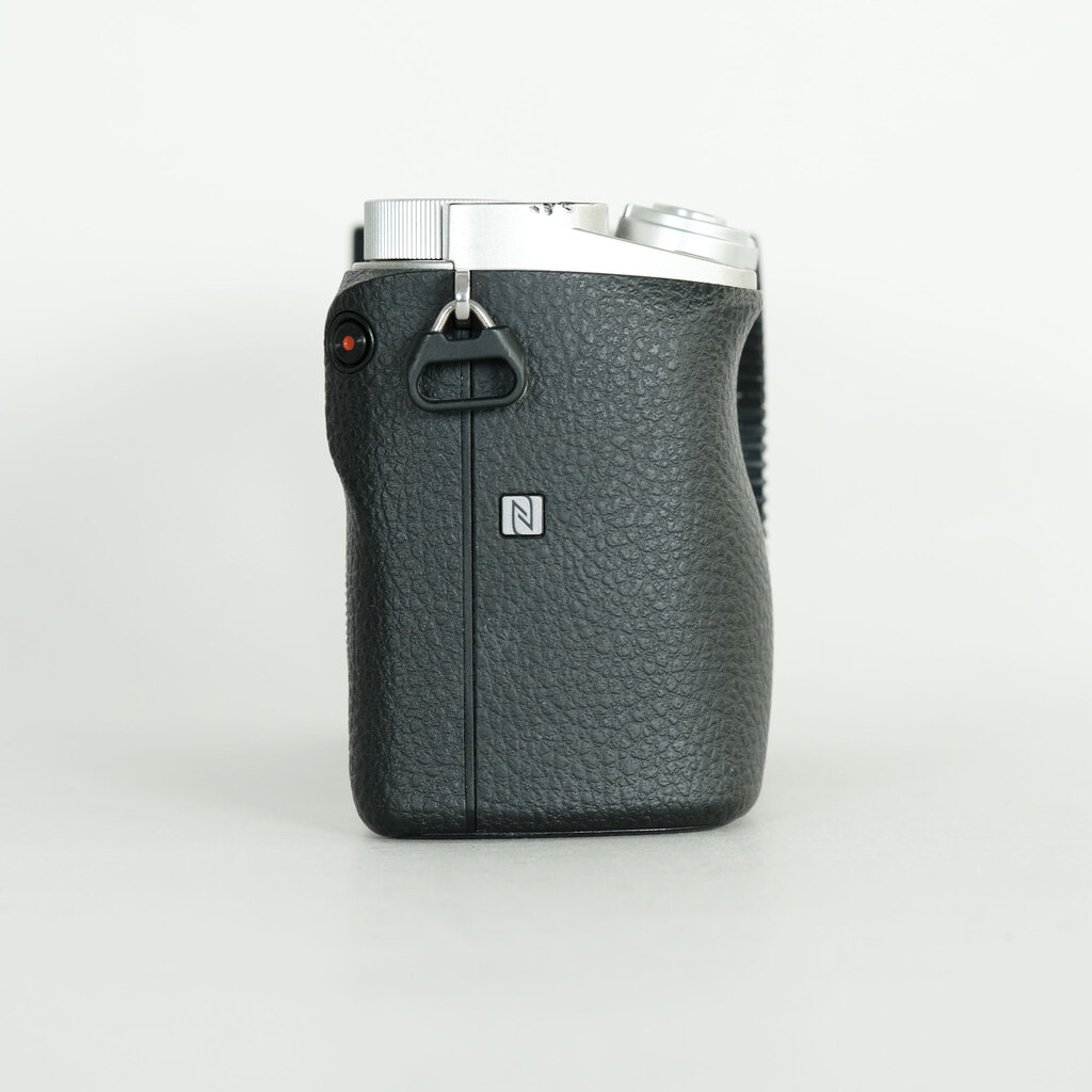 SONY α6000（ILCE-6000）