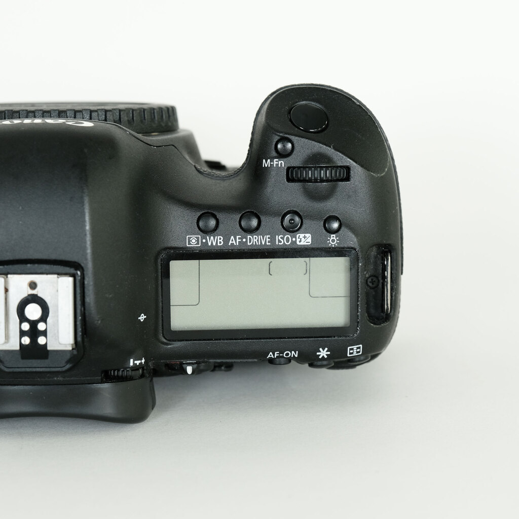 Canon EOS 5D Mark III Canon EOS 5D Mark III