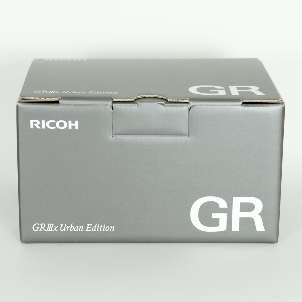 RICOH GR IIIx Urban Edition Special Limited Kitの出品 | ONE SCENE