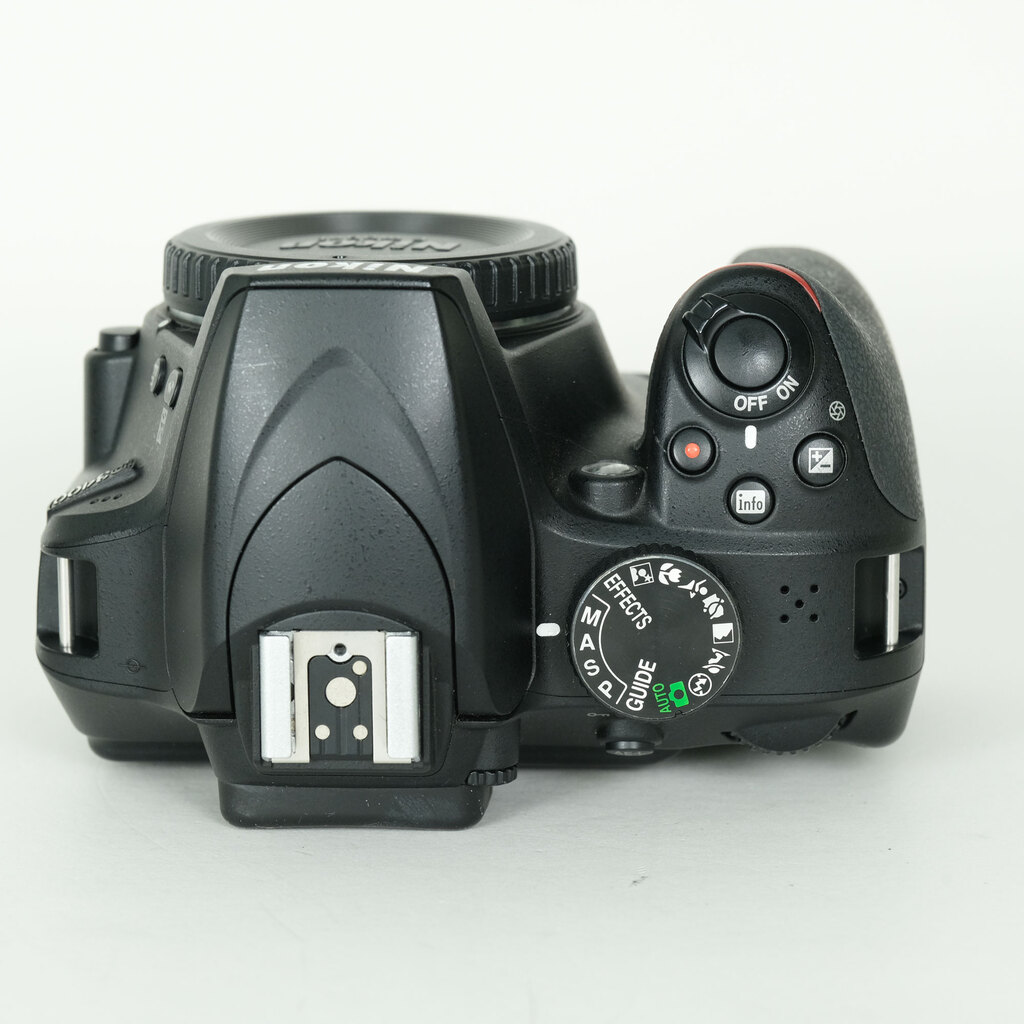 Nikon D3400の出品 | ONE SCENE（ワンシーン）