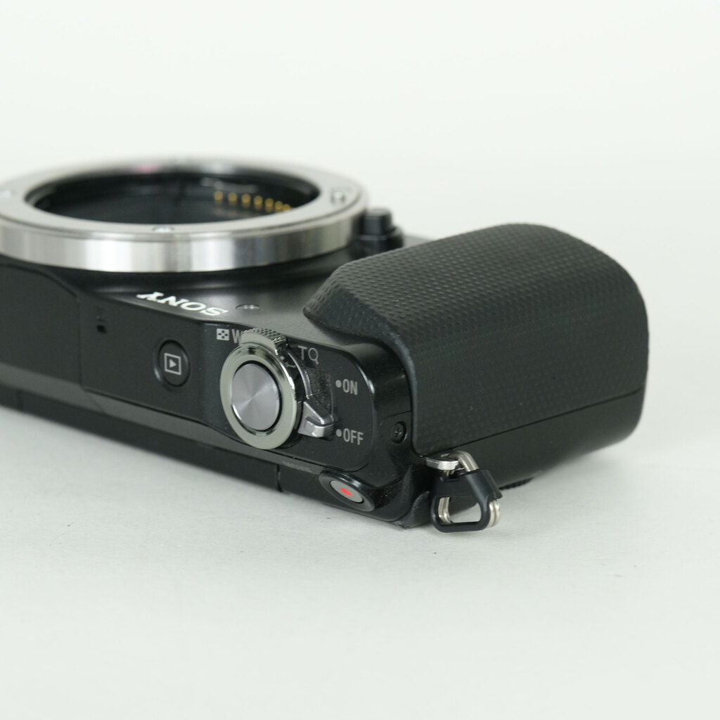 SONY α NEX-3N ボディ ブラックの出品 | ONE SCENE（ワンシーン）