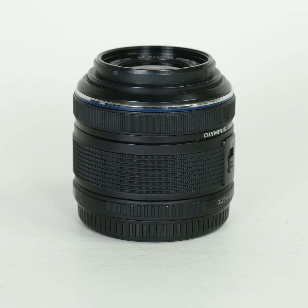OLYMPUS M.ZUIKO DIGITAL 14-42mm F3.5-5.6IIR ブラック