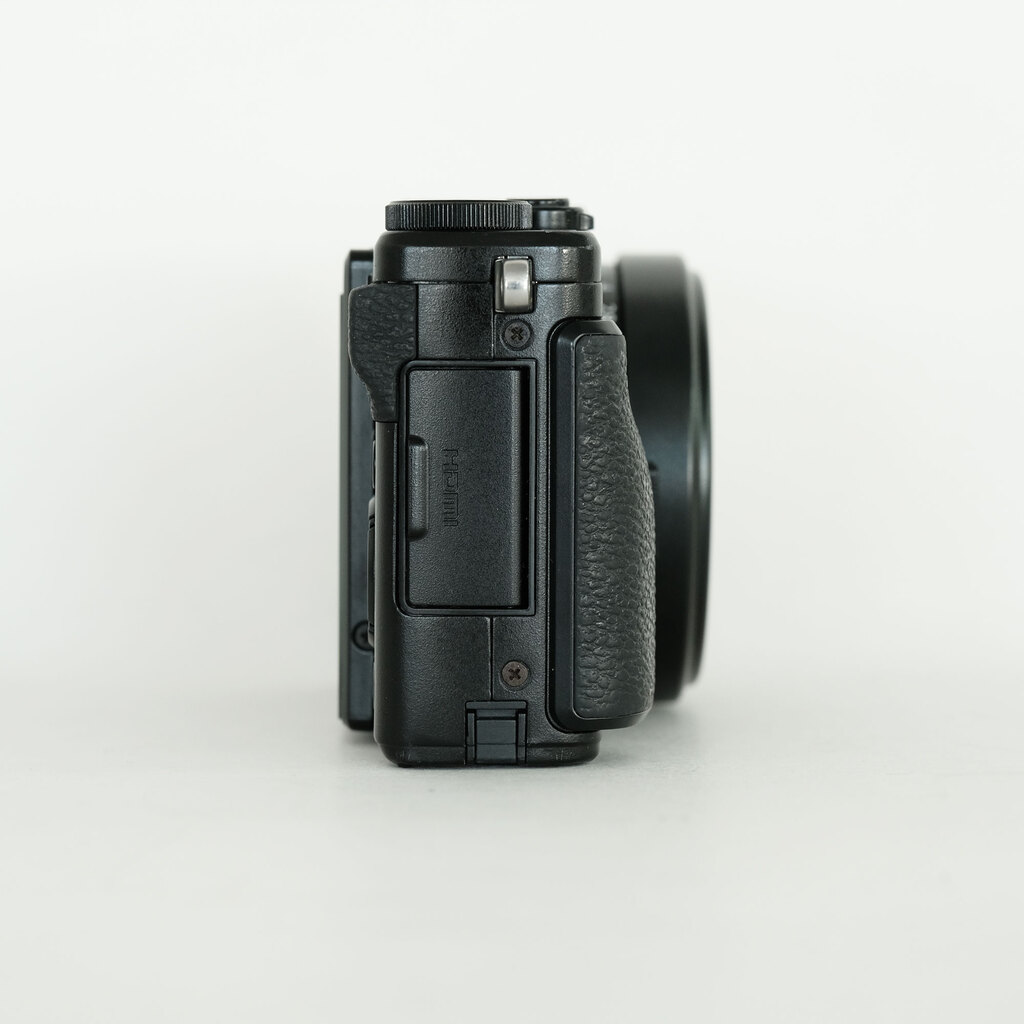 FUJIFILM X70 ブラック