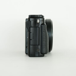 FUJIFILM X70 ブラック