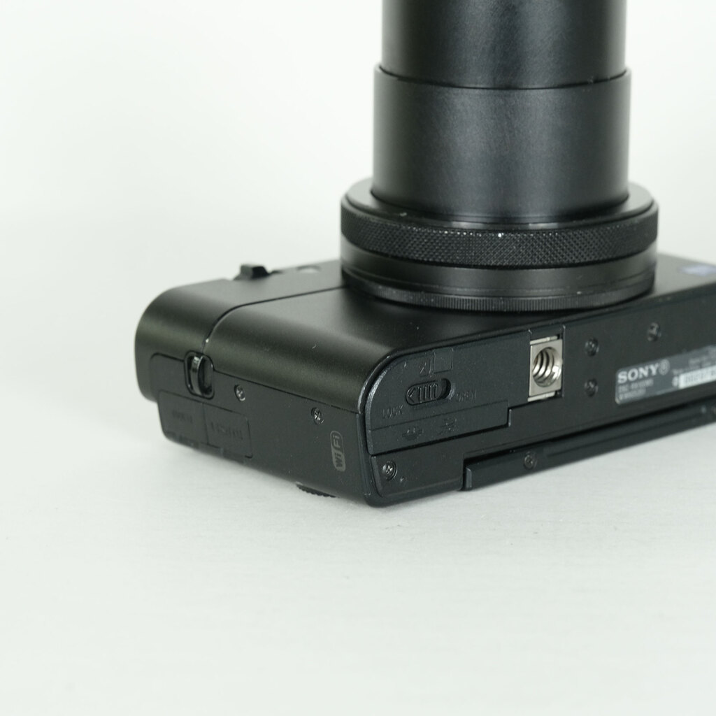 SONY Cyber-shot DSC-RX100M5