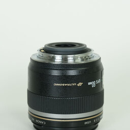 Canon EF-S60mm F2.8 マクロ USM
