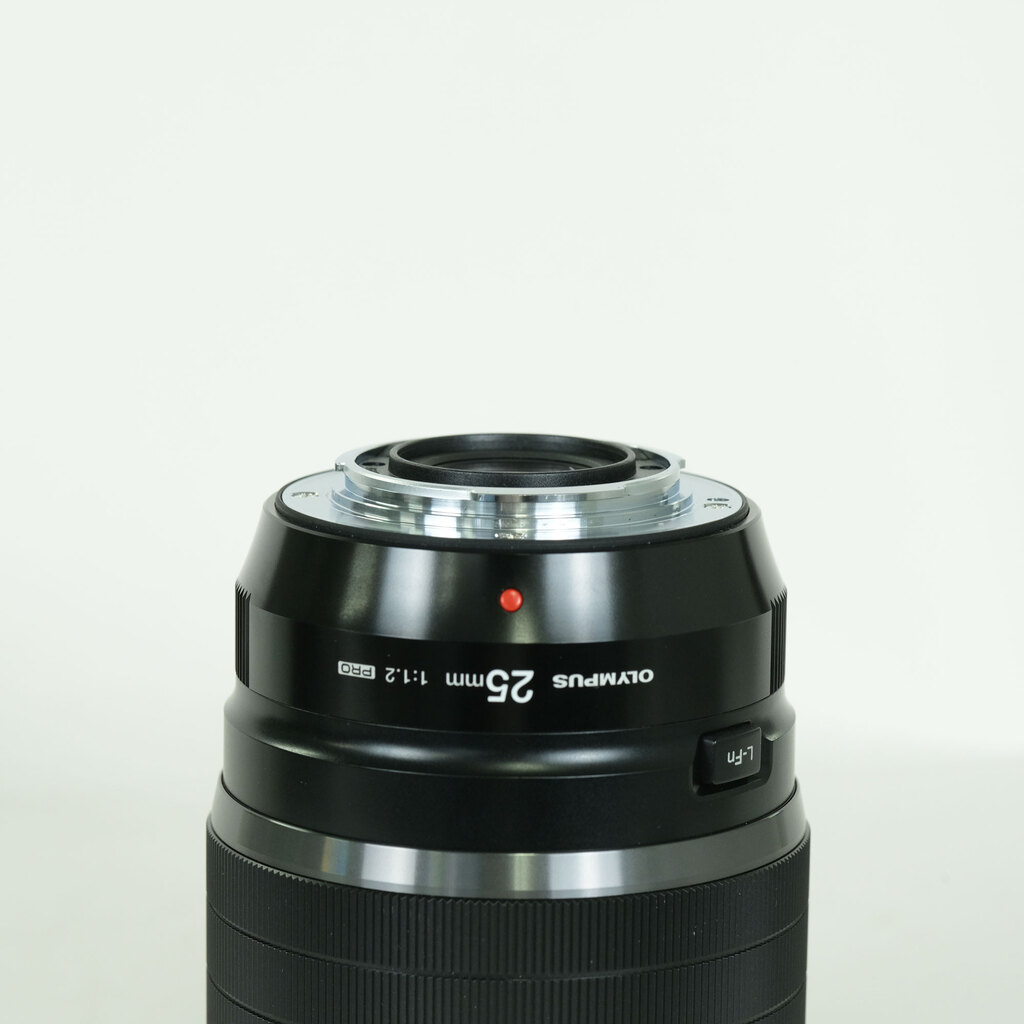 OLYMPUS M.ZUIKO DIGITAL ED 25mm F1.2 PRO