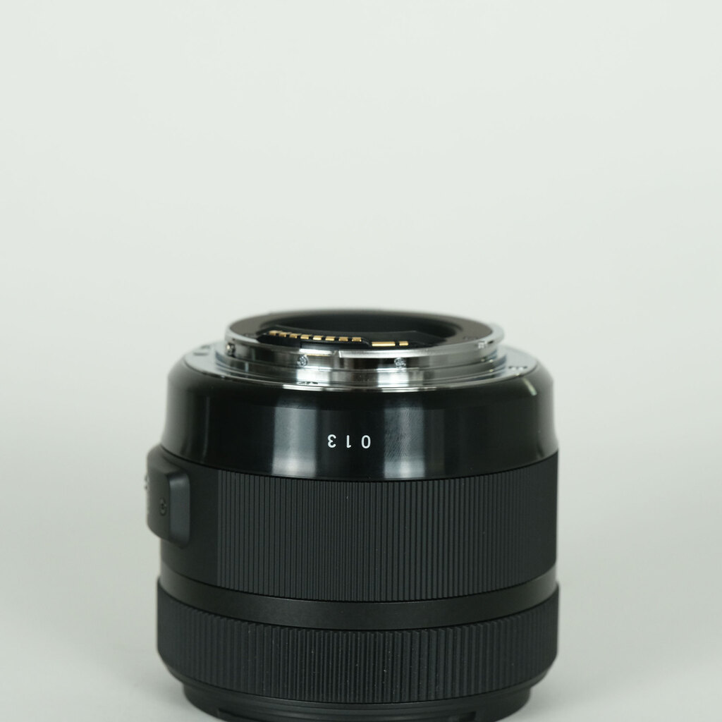 SIGMA 30mm F1.4 DC HSM | Art [キヤノン用]