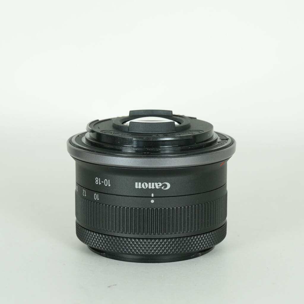 Canon RF-S 10-18mm F4.5-6.3 IS STM