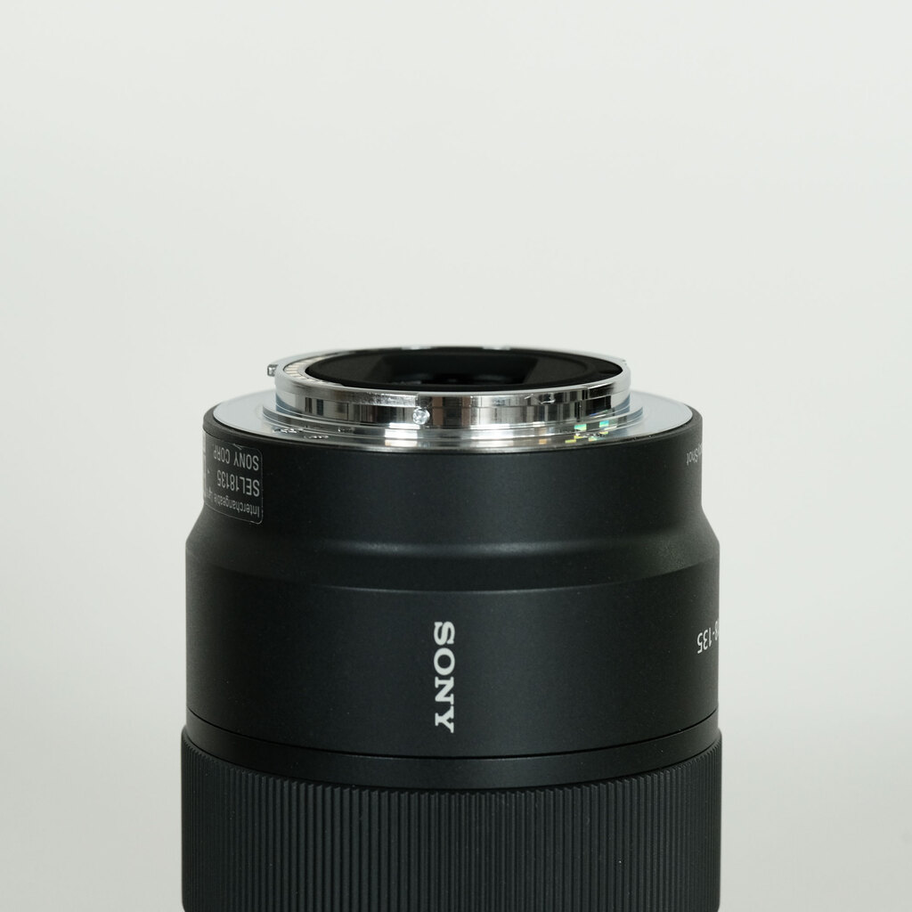 SONY E 18-135mm F3.5-5.6 OSS SEL18135