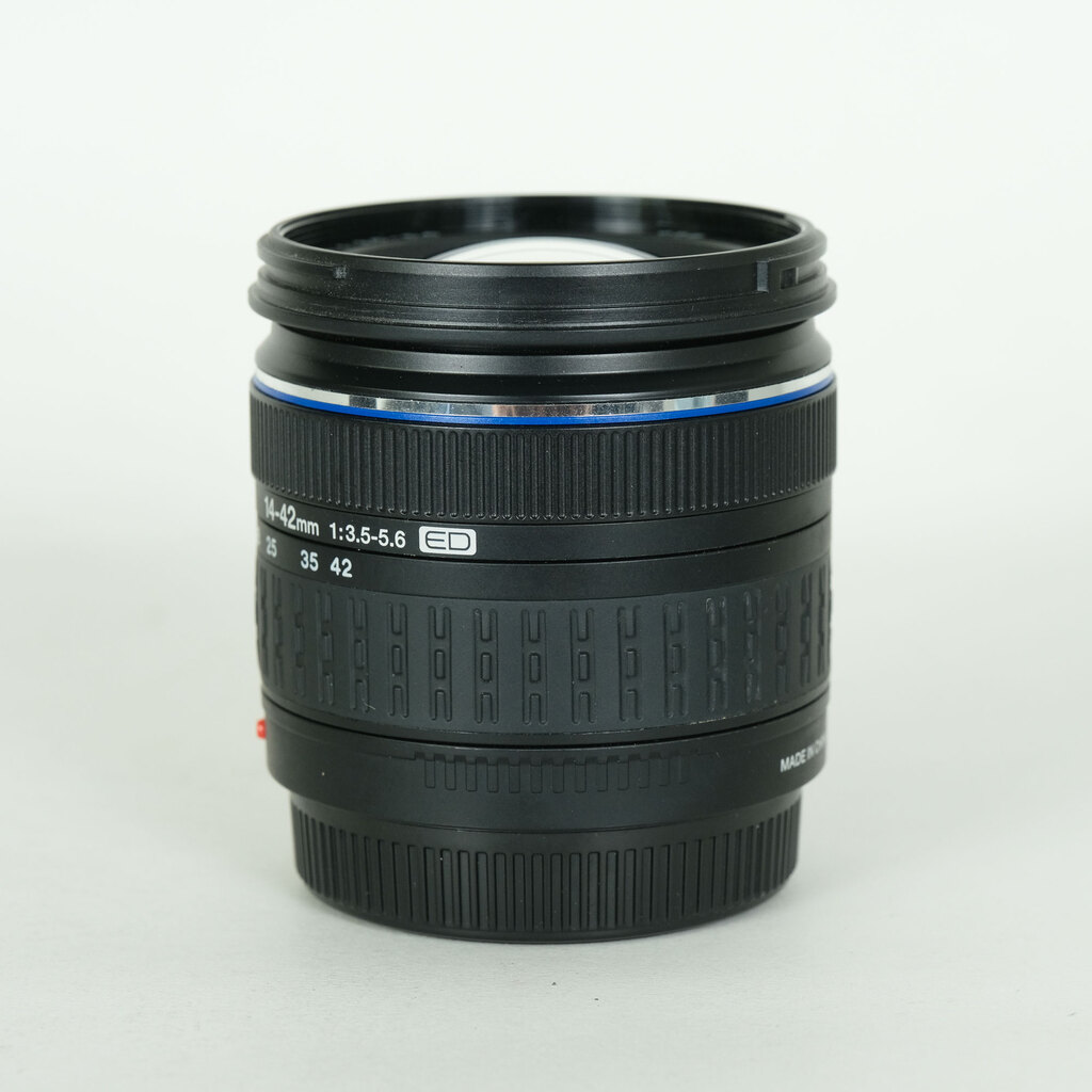 OLYMPUS ZUIKO DIGITAL ED 14-42mm F3.5-5.6