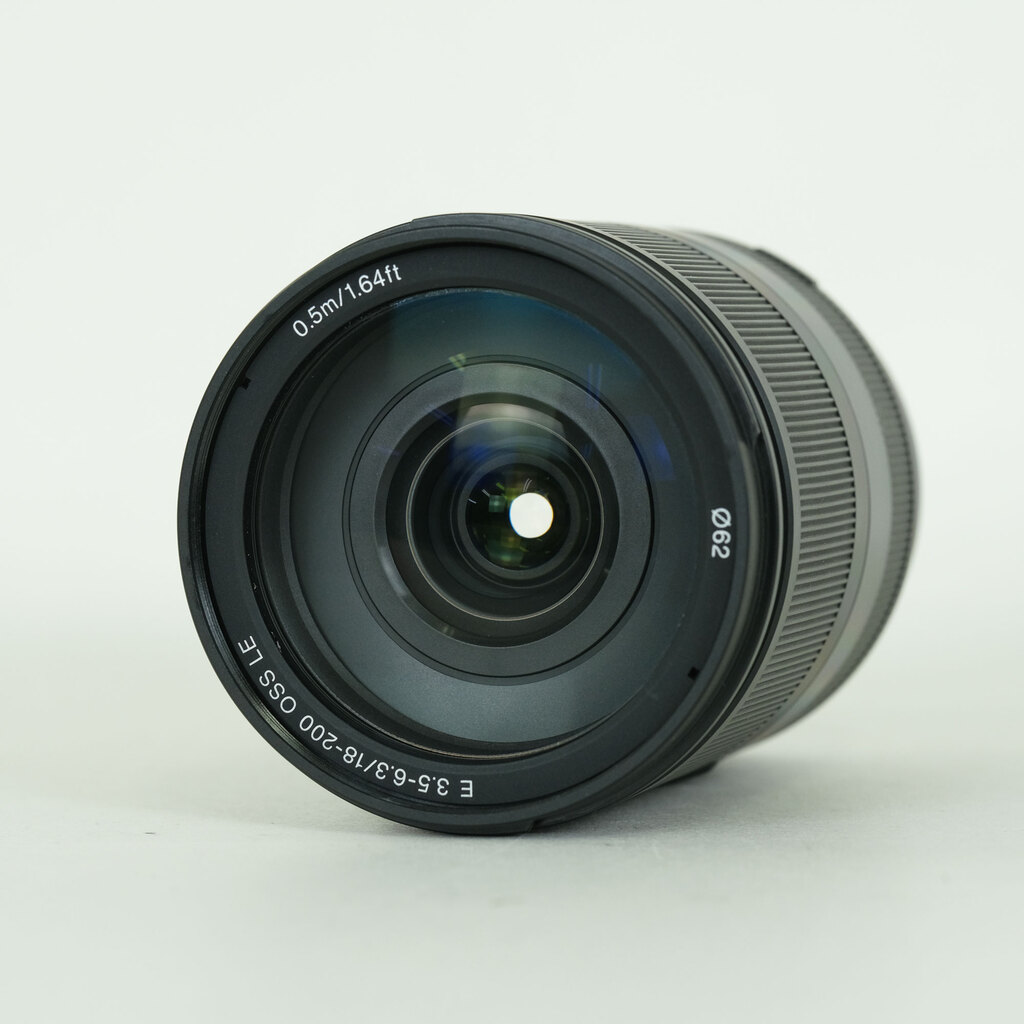 SONY E18-200mm F3.5-6.3 OSS LE SEL18200LE