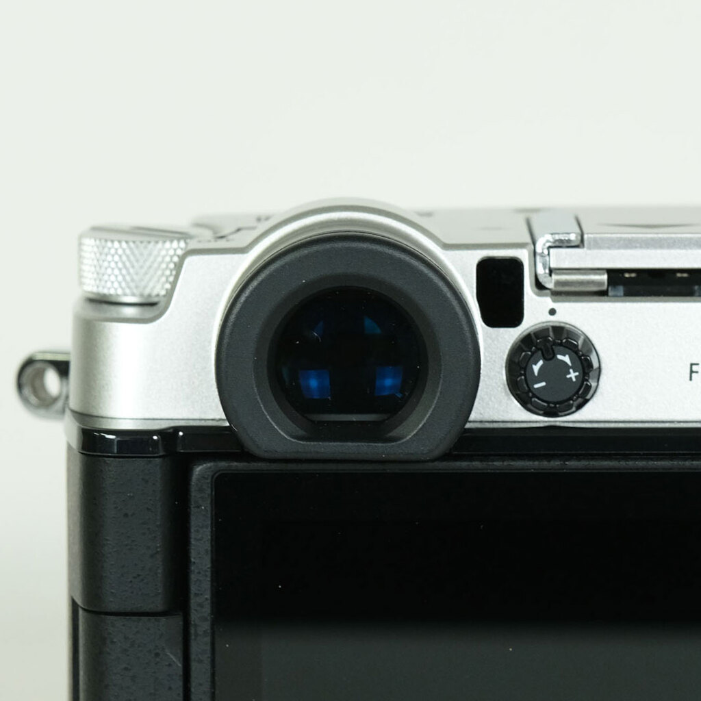 OLYMPUS PEN-F